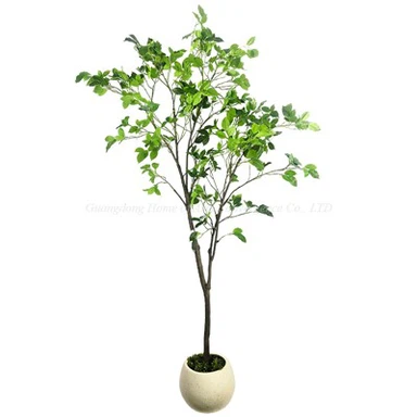 Künstliche grüne Ficus-Pflanze im Topf